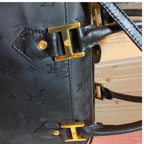 🖤MCM 💼 HOLIDAY BLOWOUT SALE!!! 🖤 - Picture 5 of 11